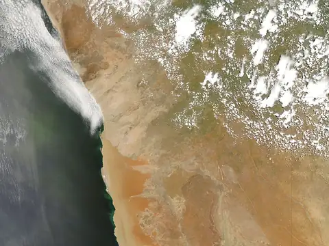 Namib-Wüste Wasserstelle