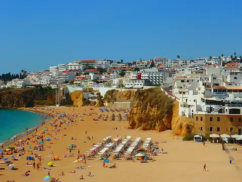 Albufeira Plajı (Algarve)