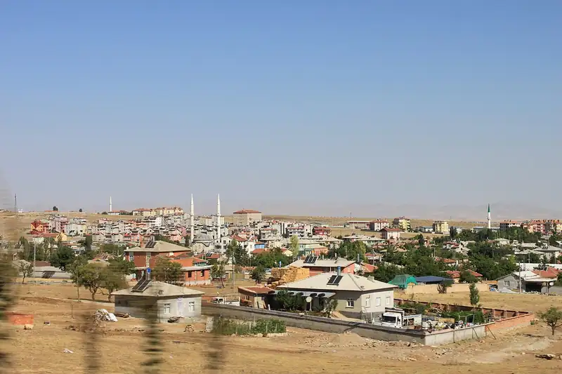 قادين خاني