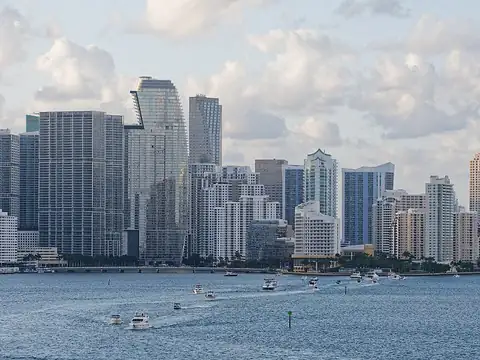 Miami Beach – South Beach, Collins Avenue