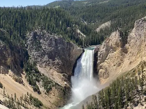 Old Faithful Gayzeri ve Upper Geyser Basin, Yellowstone – NPS Canlı Kamerası
